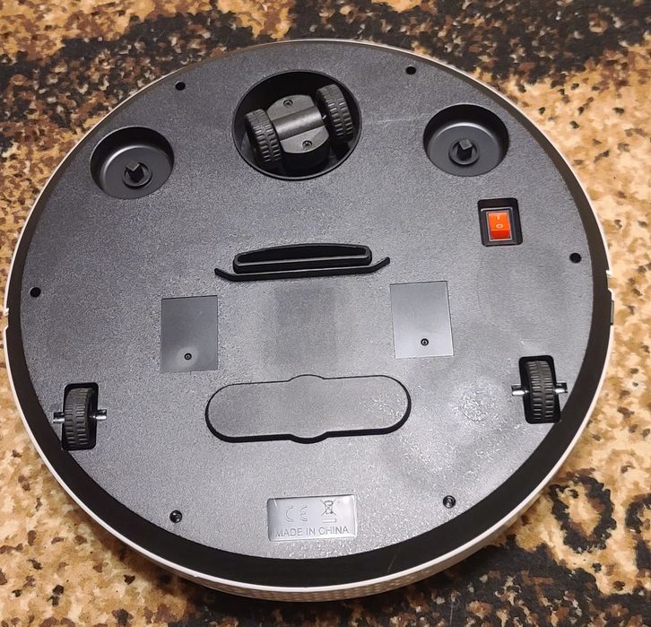 Робот пилосос підмітальник RS320