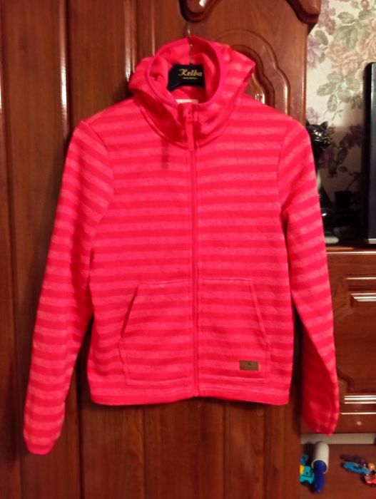 Продам одяг на дівчину