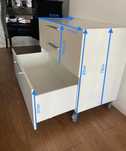Cómoda madeira MDF lacado branco mate c/ 3 gavetões