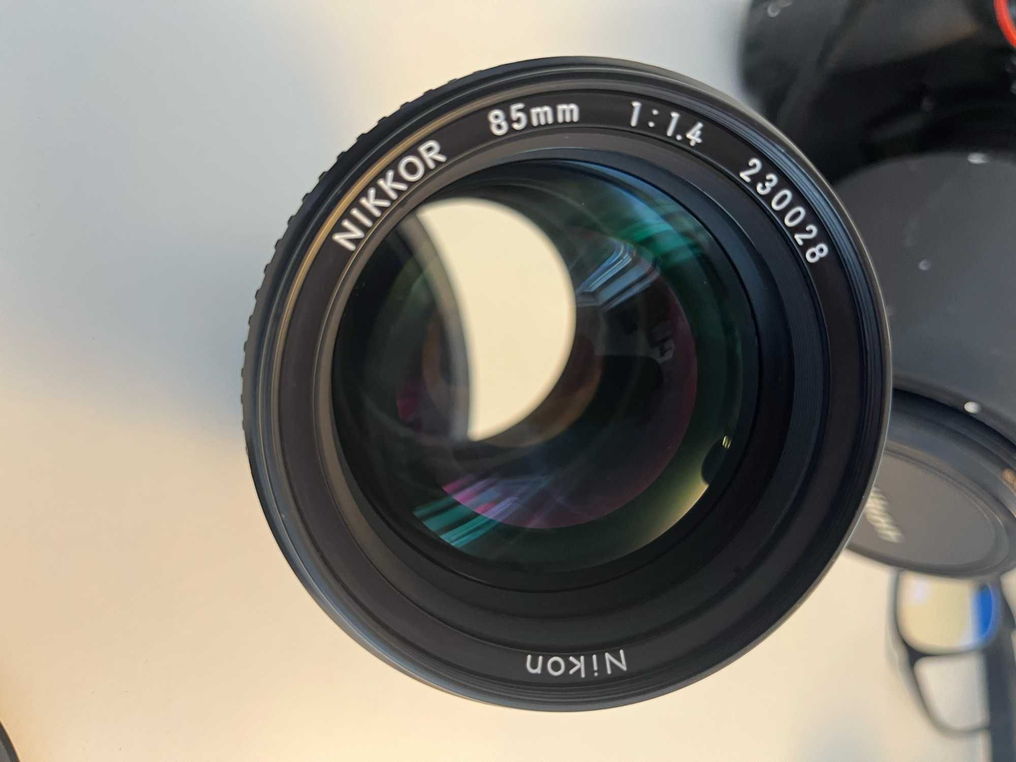 Nikon Nikkor 85mm 1.4 AIS Prime Lens