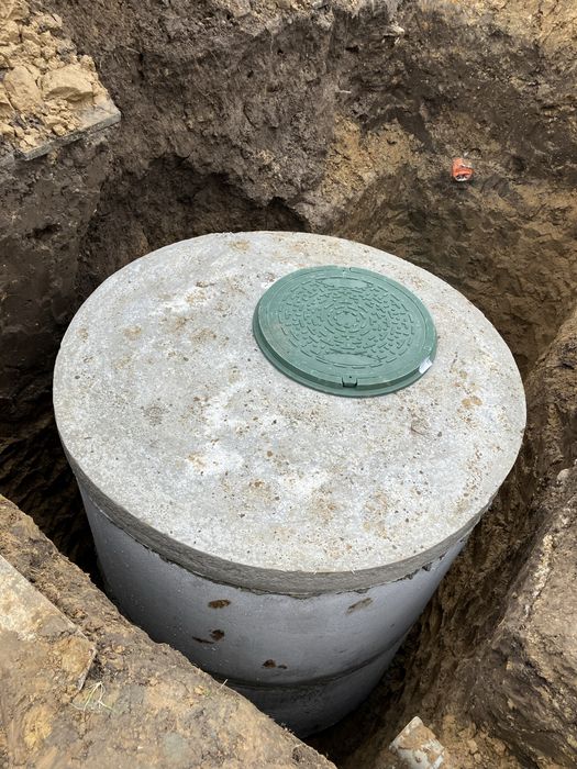 Копання Траншей Септиків вигрібних ям