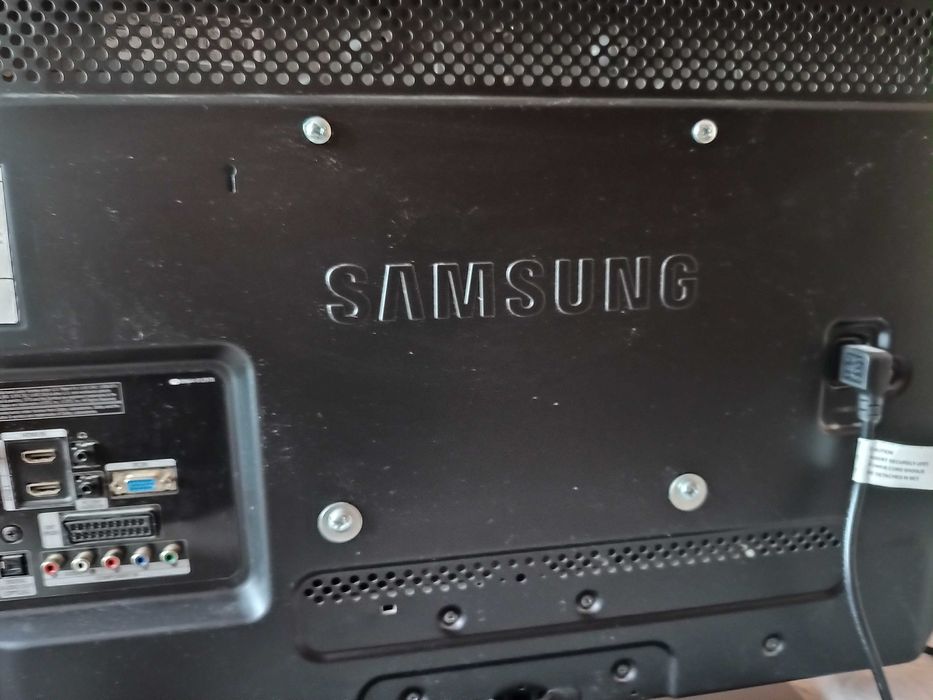 telewizor SAMSUNG 32"