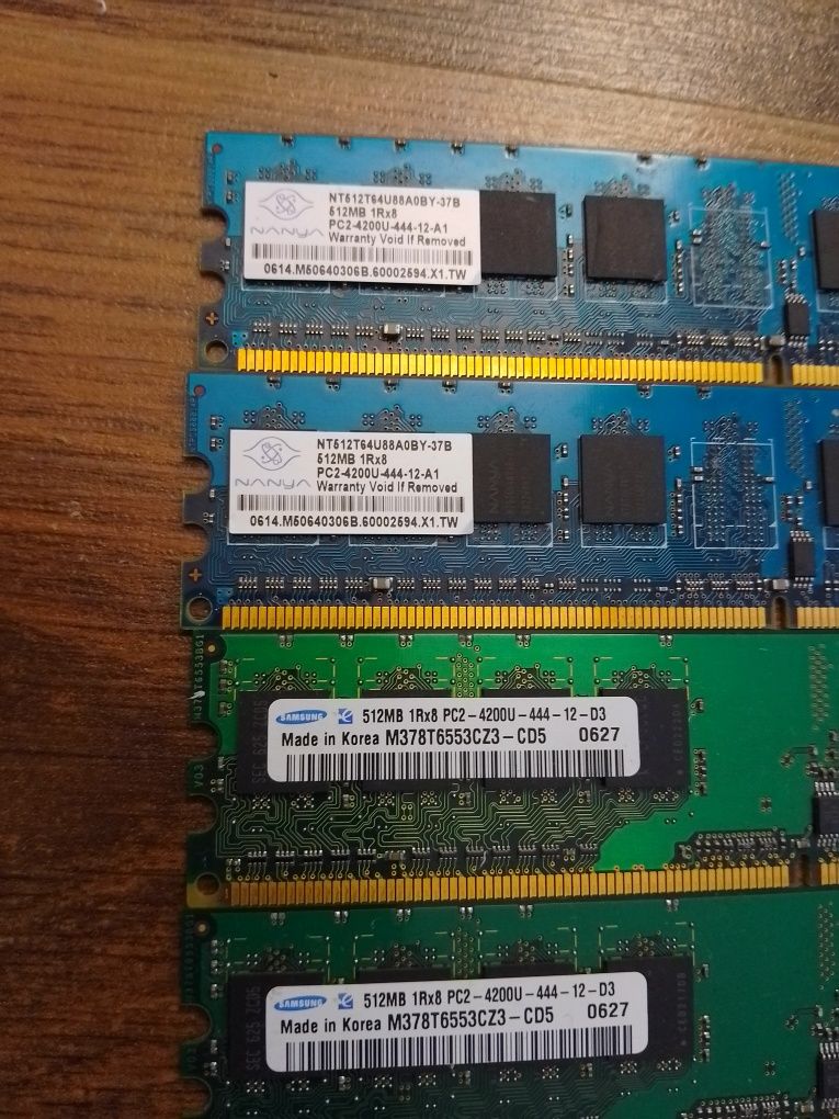 Pamięć DDR2 512mb oraz Intel Pentium 4 630 sl7z9 3.00 ghz 4 szt