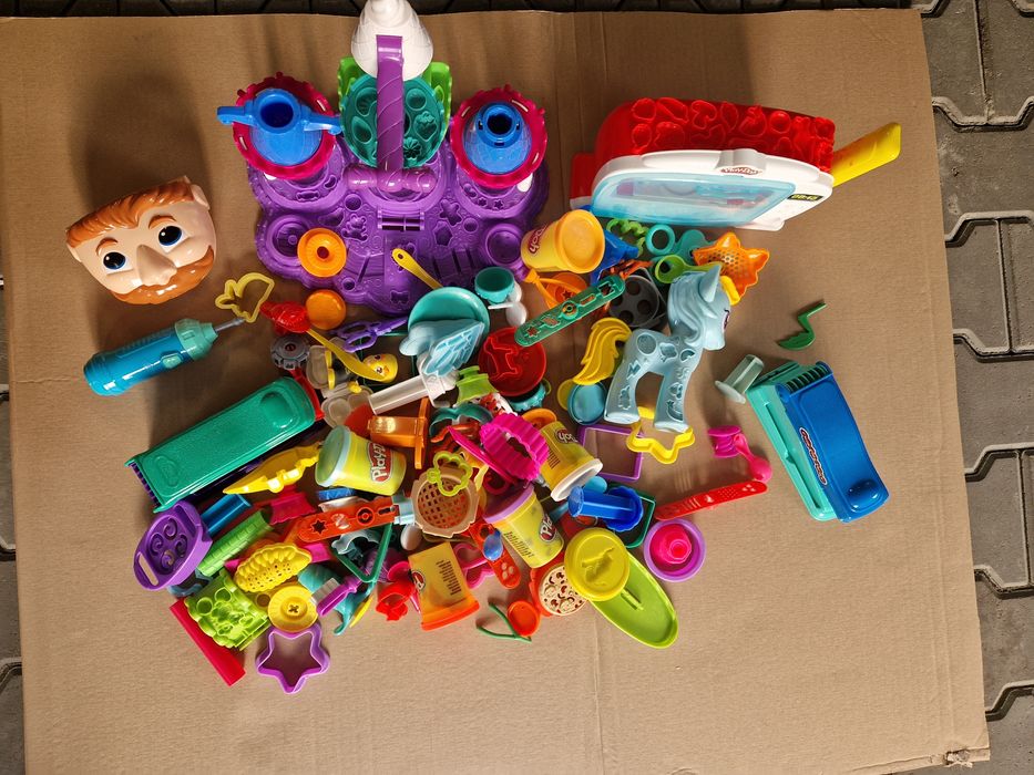 Ciastolina Play Doh kilka zestawów