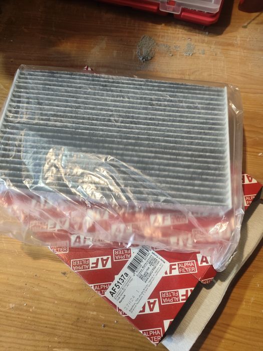 Продам фільтр салону вугільний