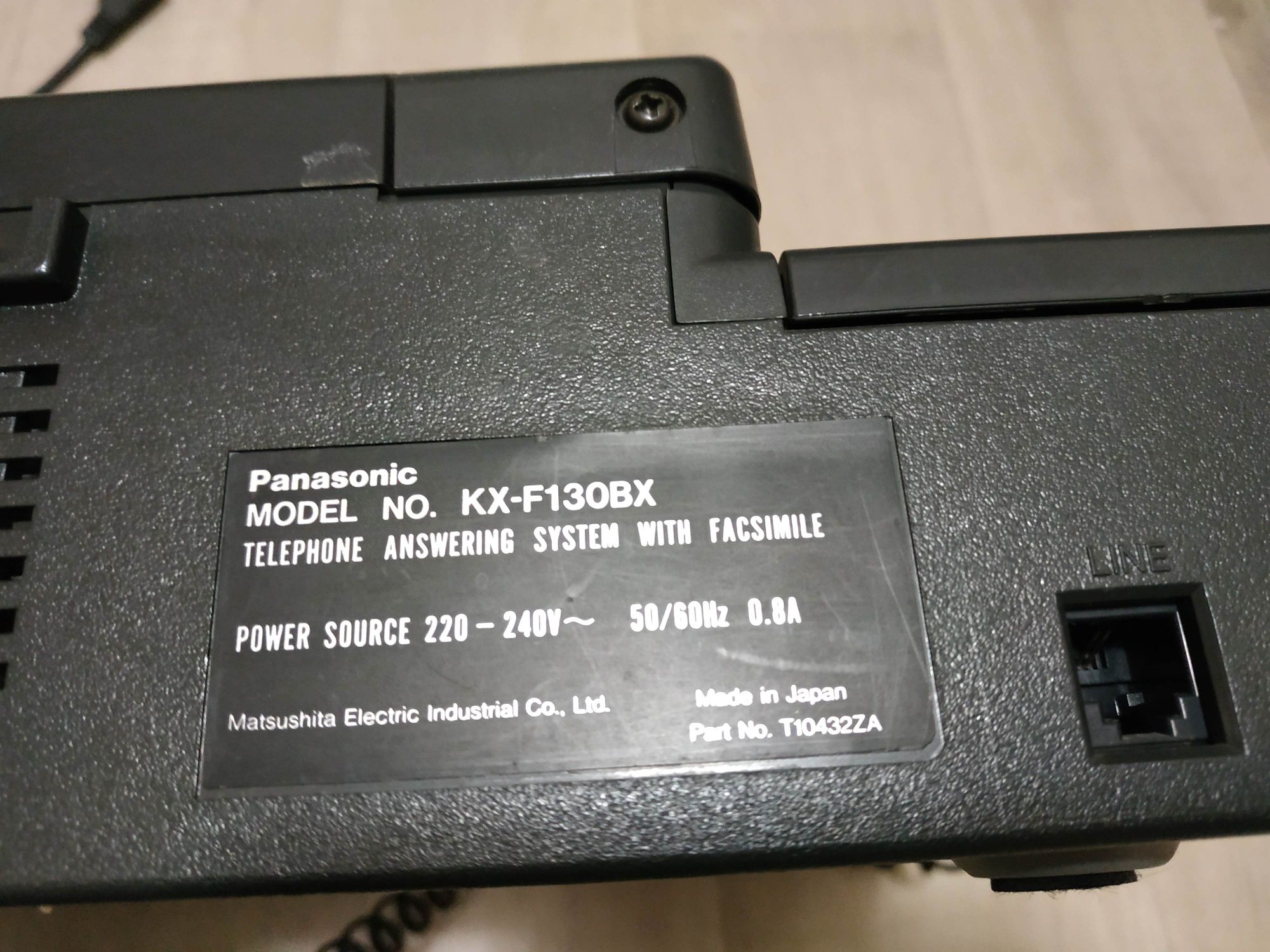 Телефон, факс Panasonic KX-F130 .