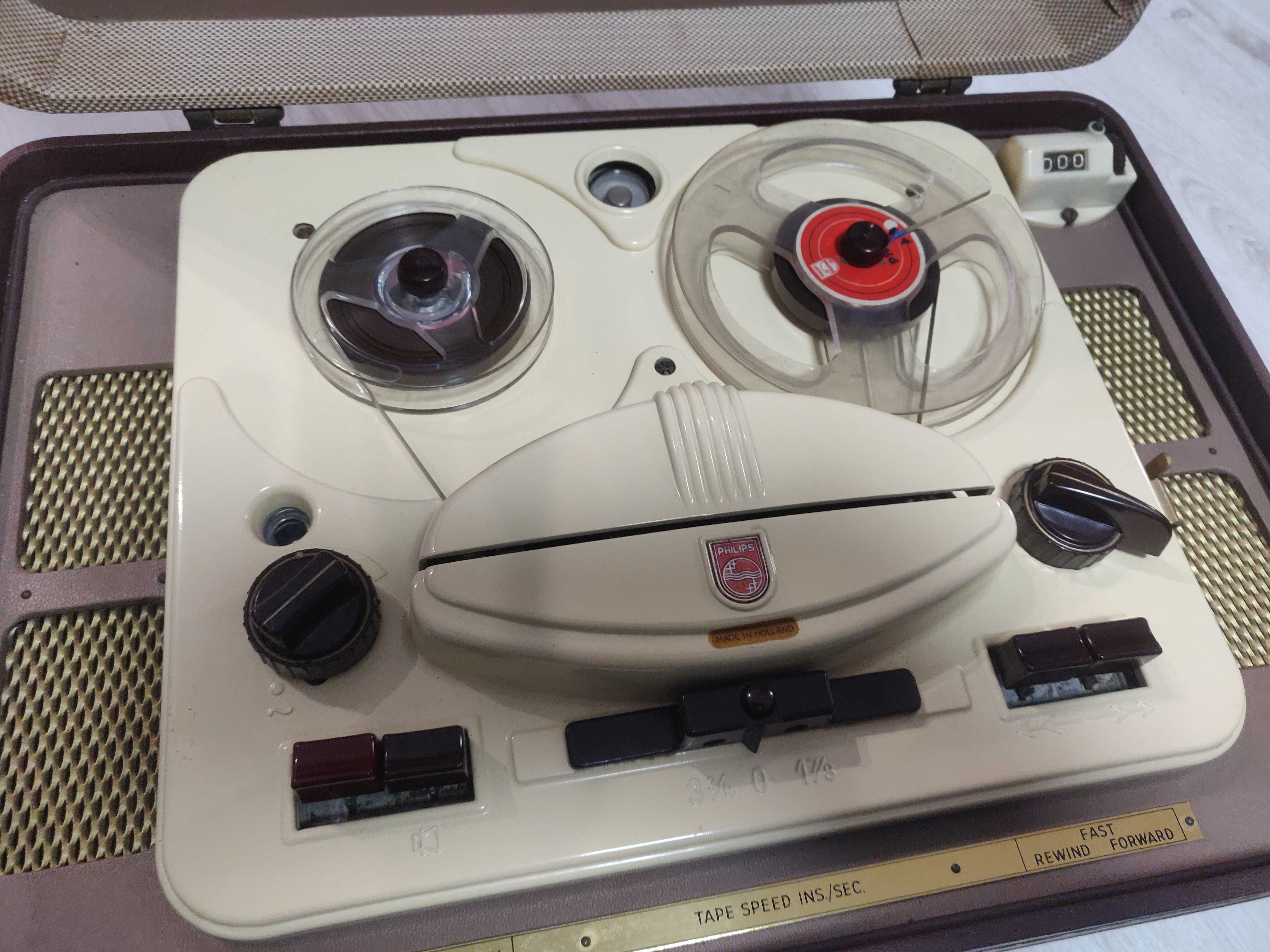 Stary magnetofon szpulowy Philips EL3511
