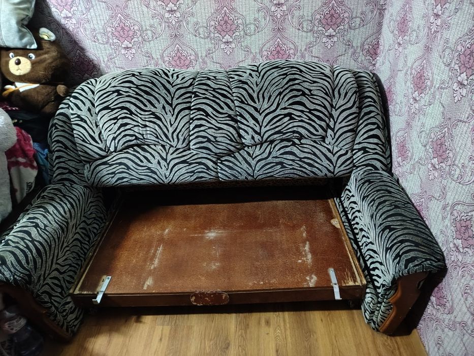 Диван б/у самовивіз