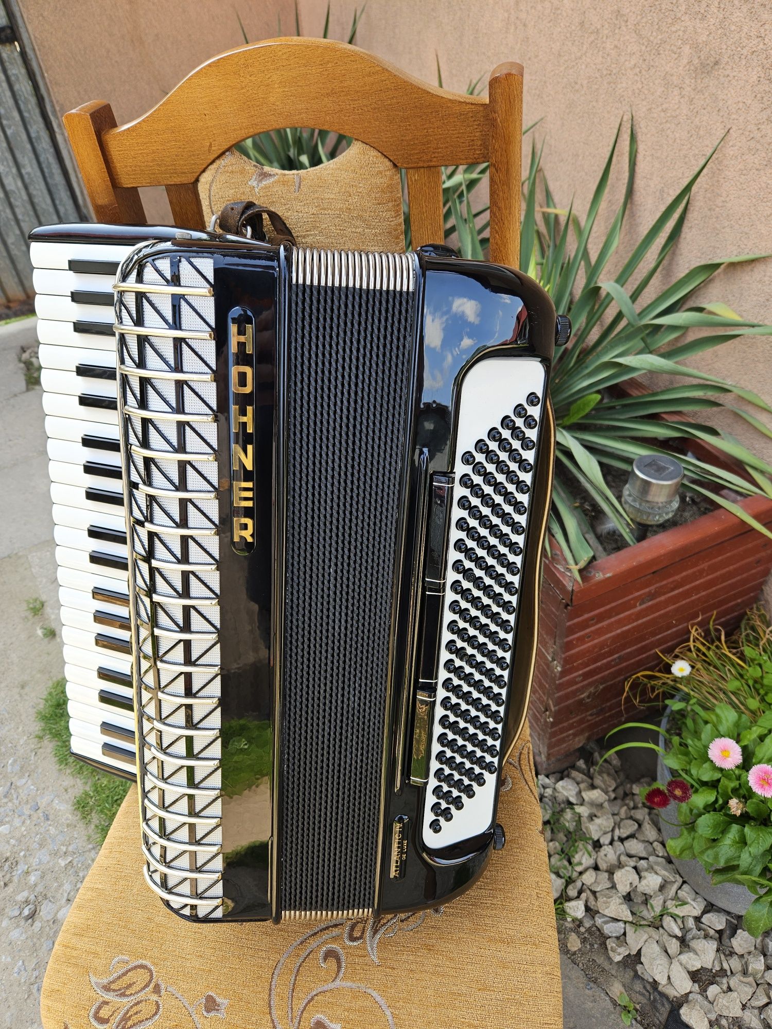 Akordeon Hohner Atlantic IV De Luxe 120
