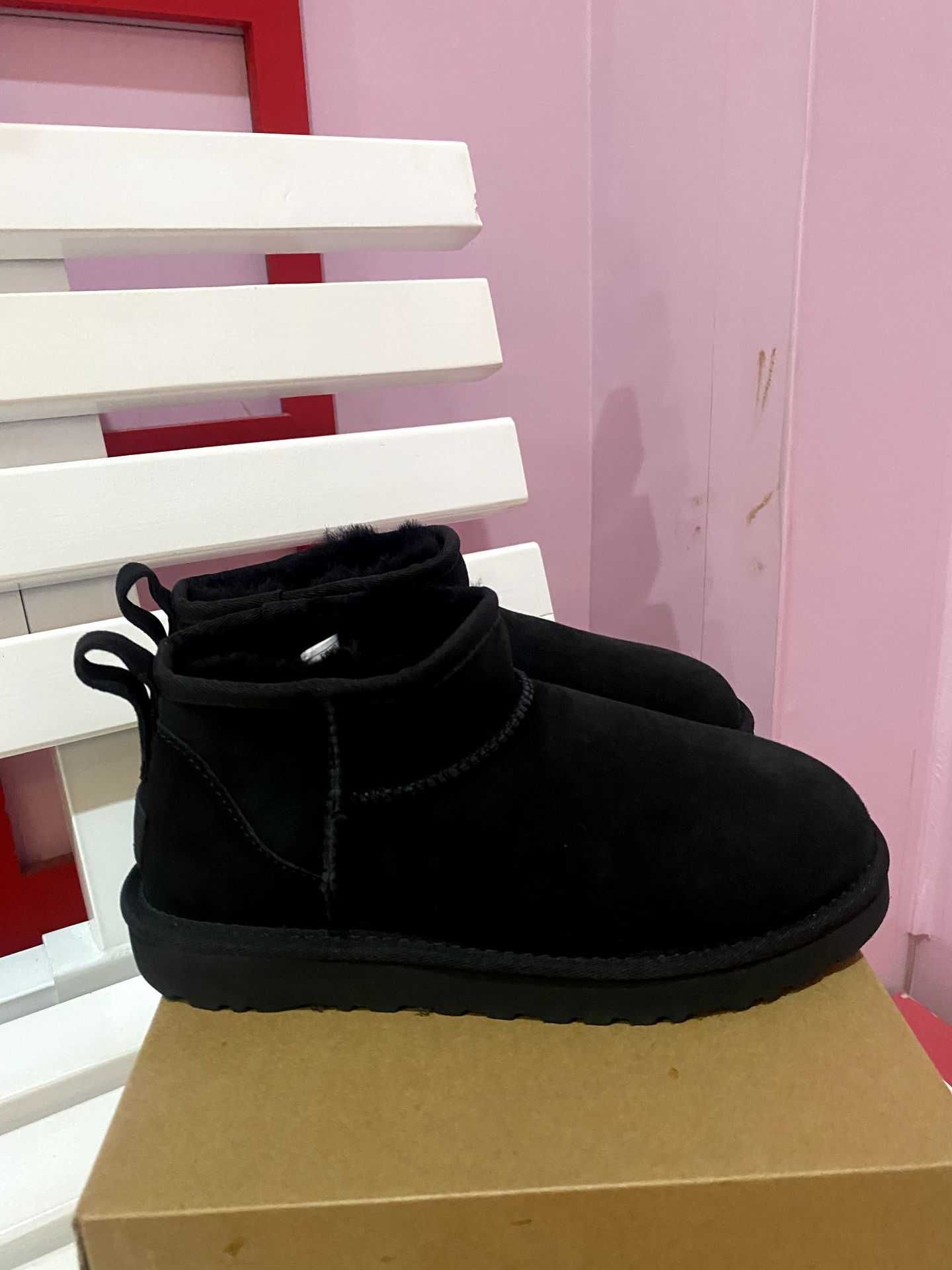UGG Classic Ultra Mini Boot Black EU38