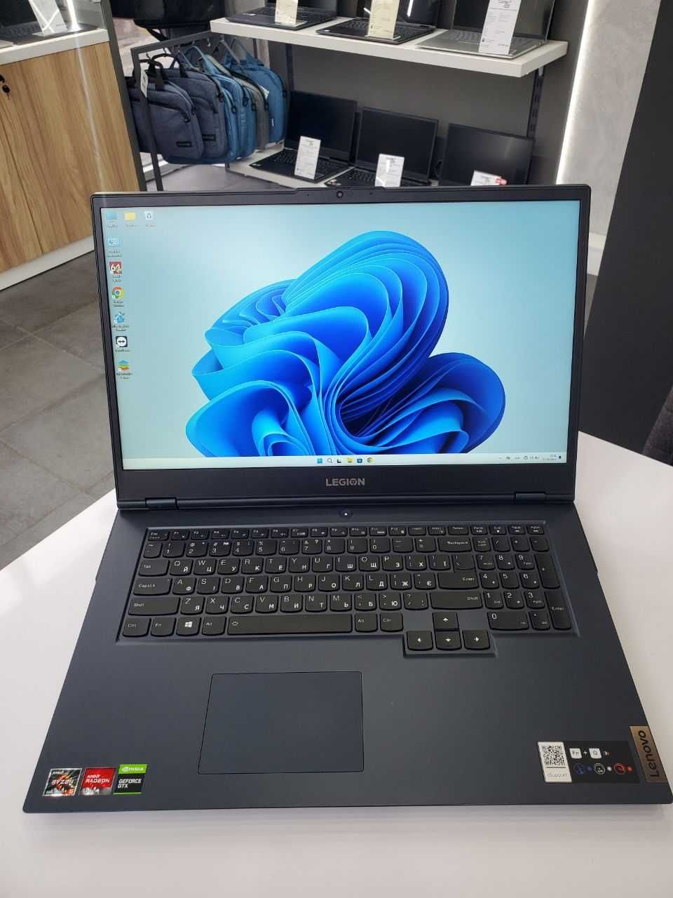 Ноутбук Lenovo Legion 5 17.3" Ryzen 5 5600H/GTX1650 4Gb/16gb/256GB+1TB