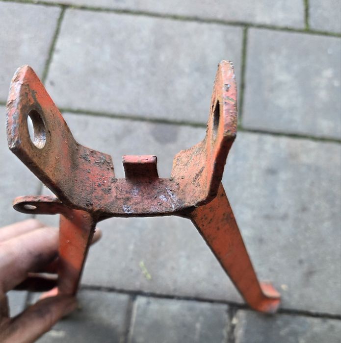 Stopka centralna komar.