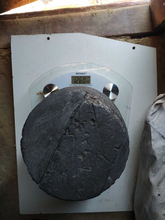 Графіт великий шматок ціна за весь шматок