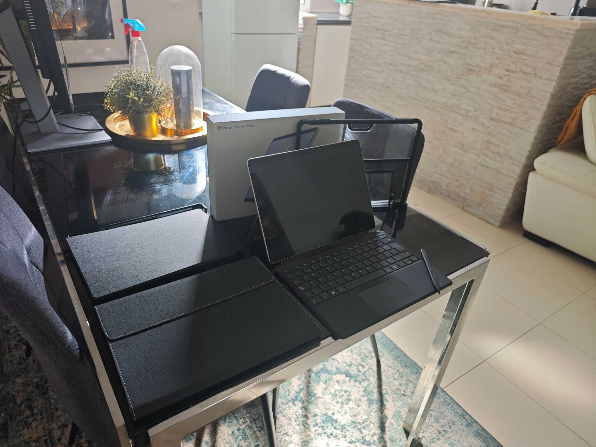 Surface pro 9 I7, 2TB, teclado, pen, capas