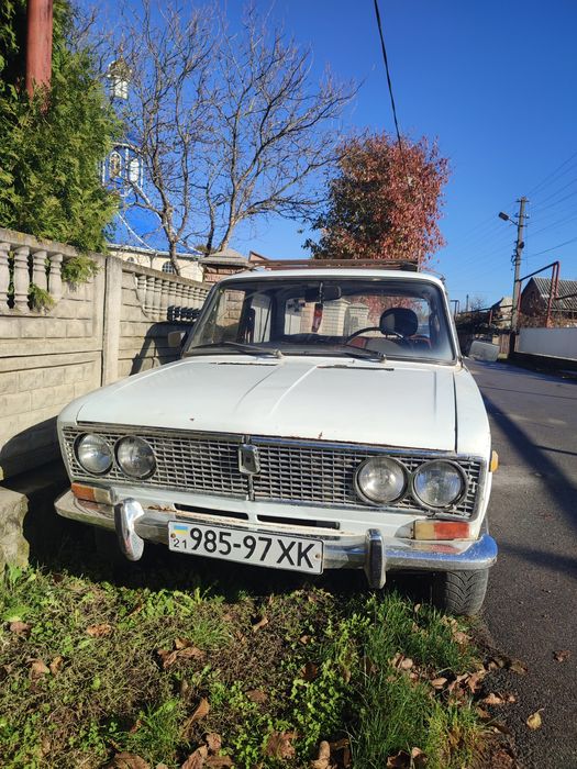 Продам ваз 2103.