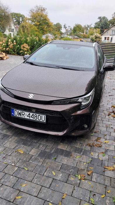 Wynajem auta  taxi Toyota Corolla / Swace Auris Prius Uber hybryda lpg