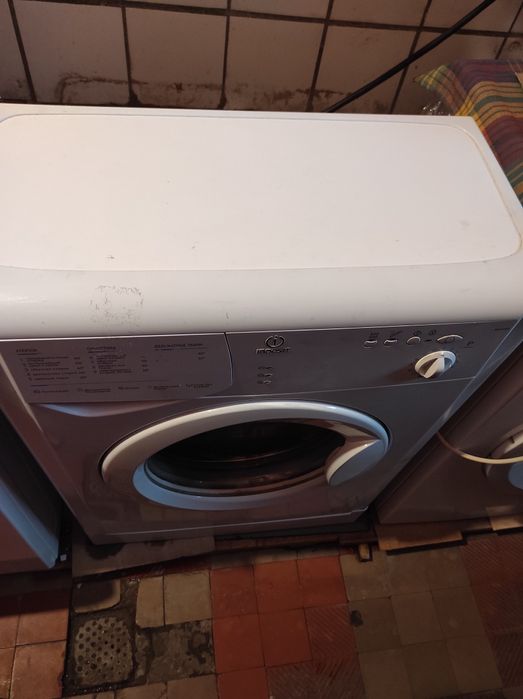 Продам пральну машину на запчастини