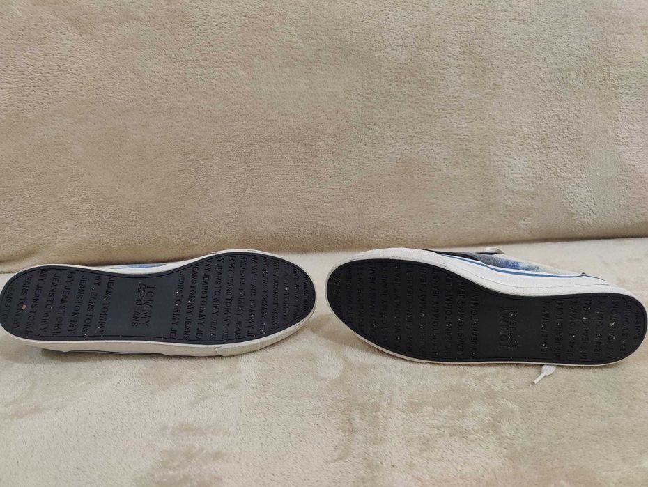 Sapatilhas Tommy Hilfiger tam. 43 em excelente estado