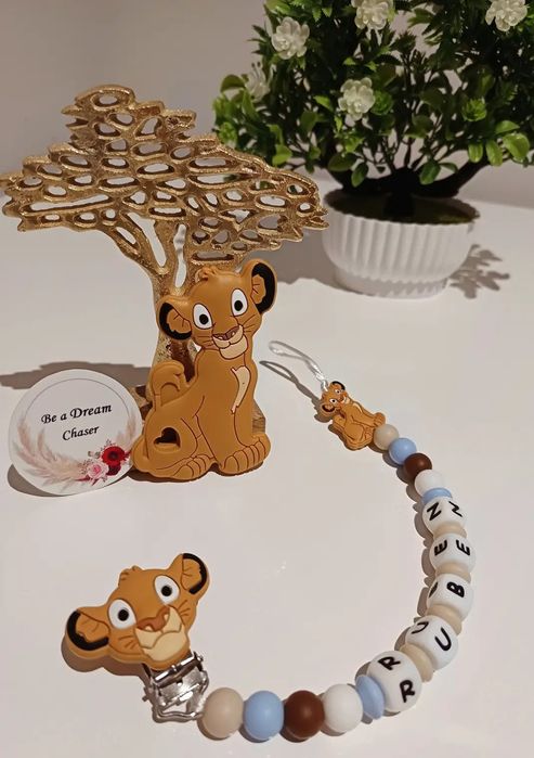 Prendedor de chupeta em silicone