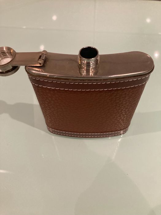 Cantil de Bolso Pele