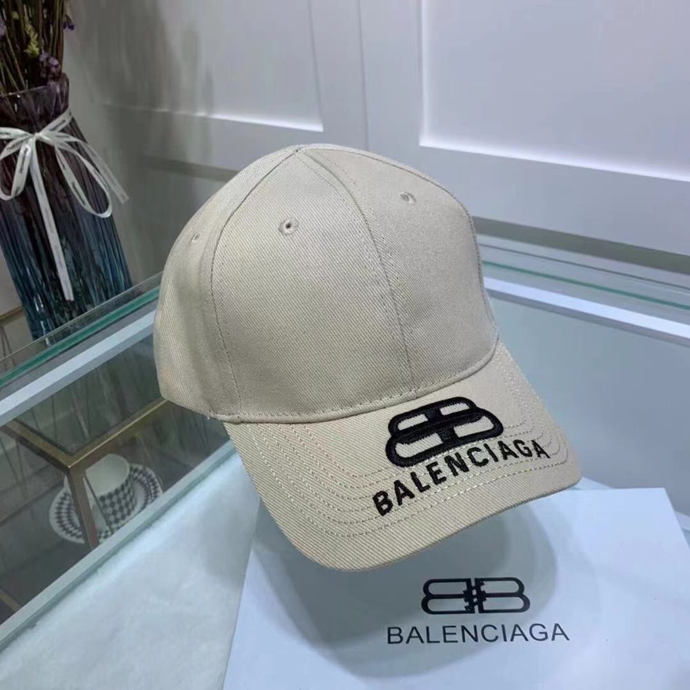 Cap Balenciaga Novo