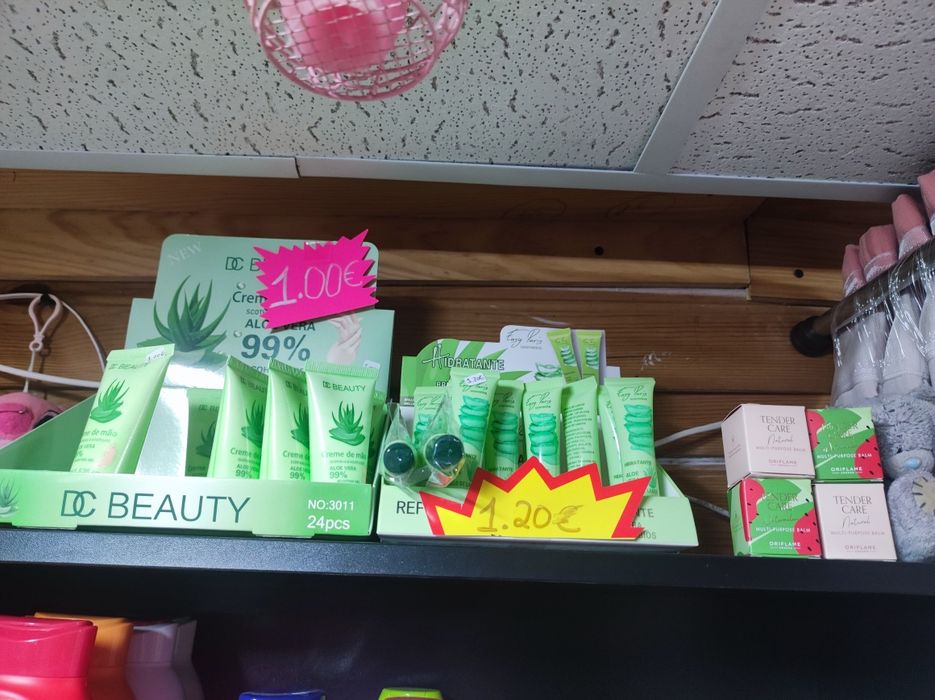 Vários produtos para nós e para.a casa