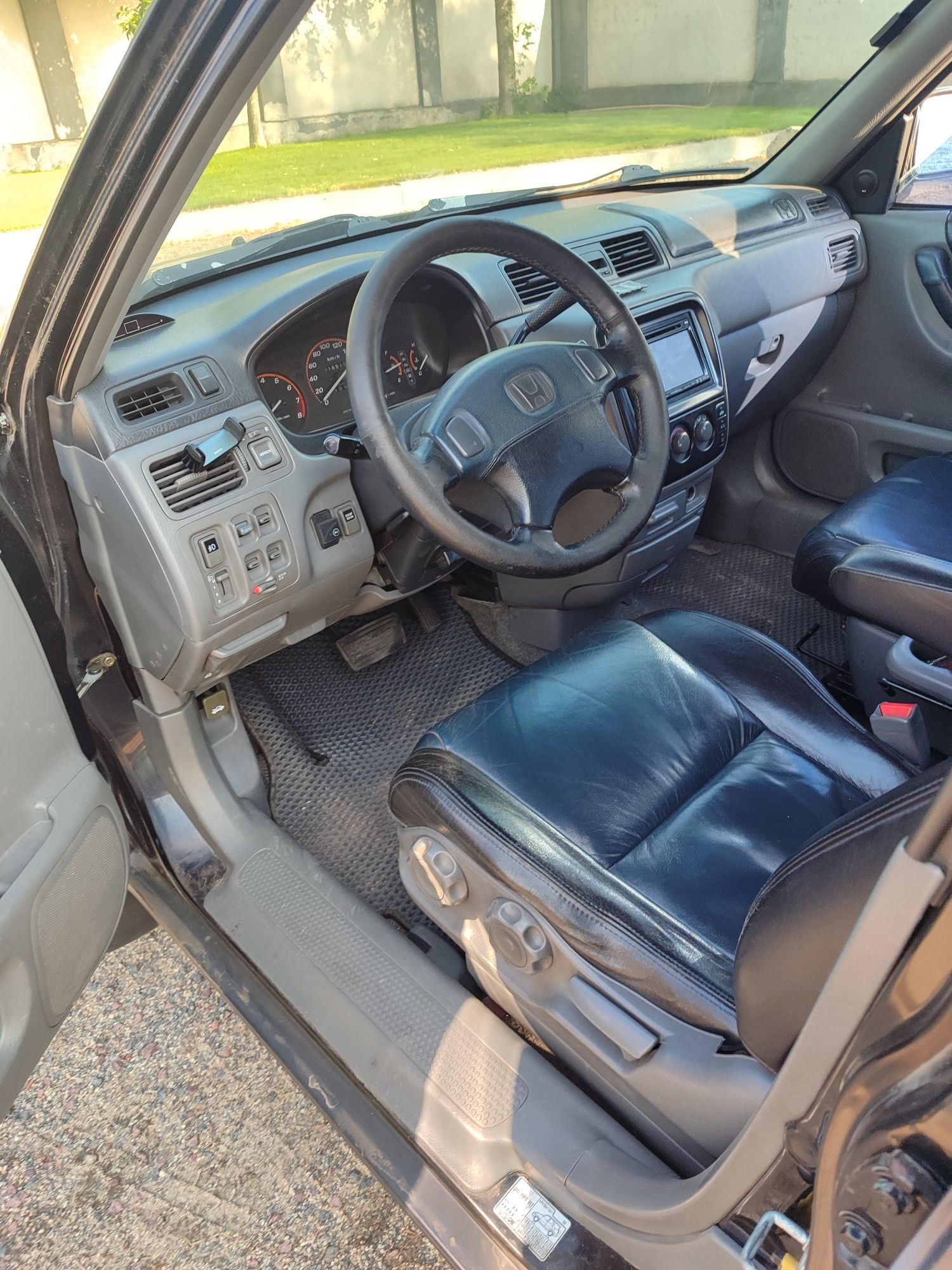HONDA CR-V 2000 з переоформленням