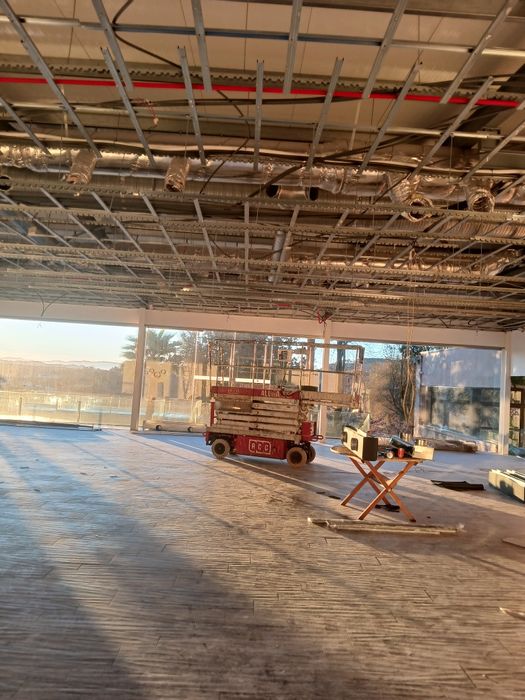 Profissionais de obras