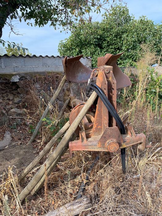 Charrua hidráulica em bom estado