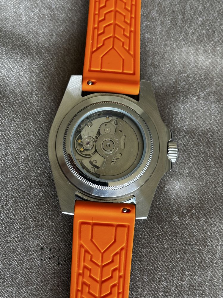 Relogio automatico GMT com mecanismos Seiko NH34