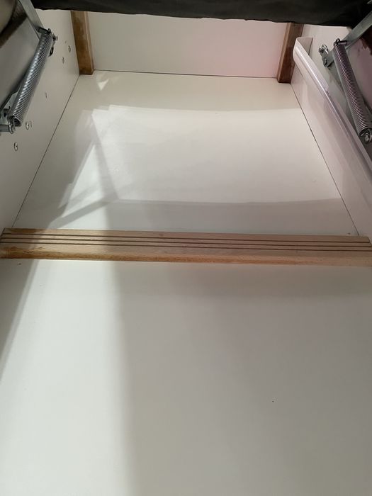 Narożnik ze skóry Etap Sofa z funkcją spania ze stolikiem