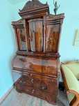 Piękny sekretarzyk Biedermeier