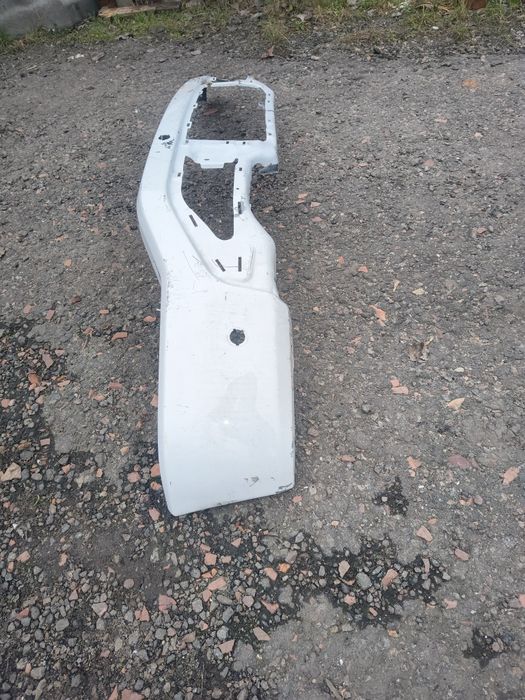 Ford f 150 lightning бампер передній.