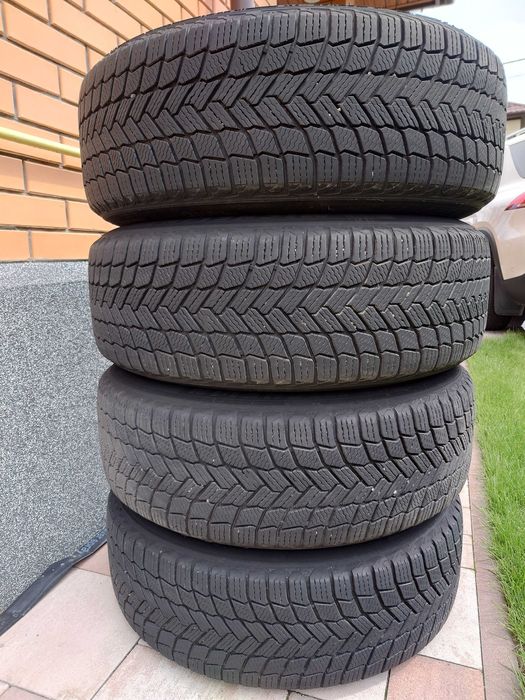 235 60 19 Michelin X-Ice Snow Зима комплект майже Нові