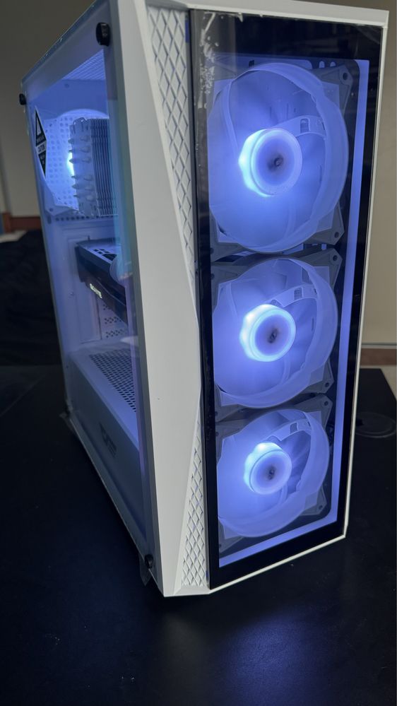 Komputer Ryzen 5 5600 / RTX 3070 Ti / 16GB RAM / SSD M.2