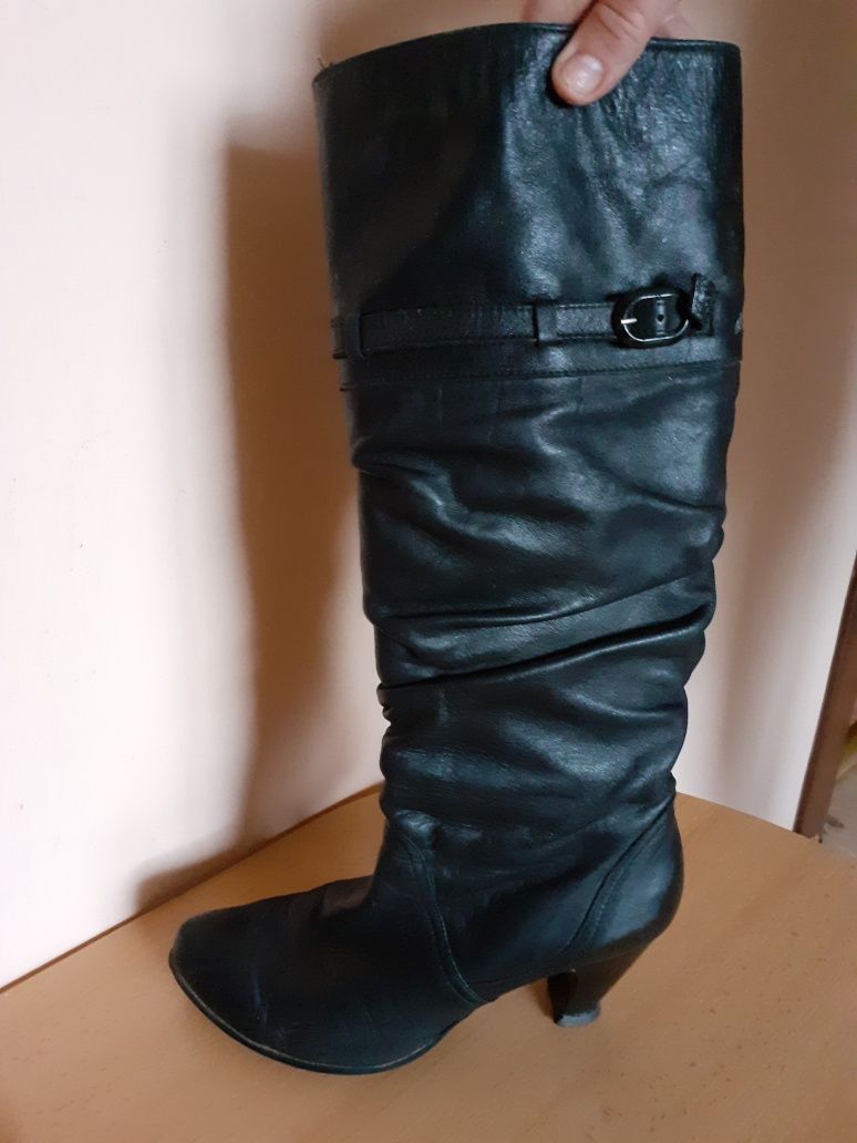 Buty zimowe damskie
