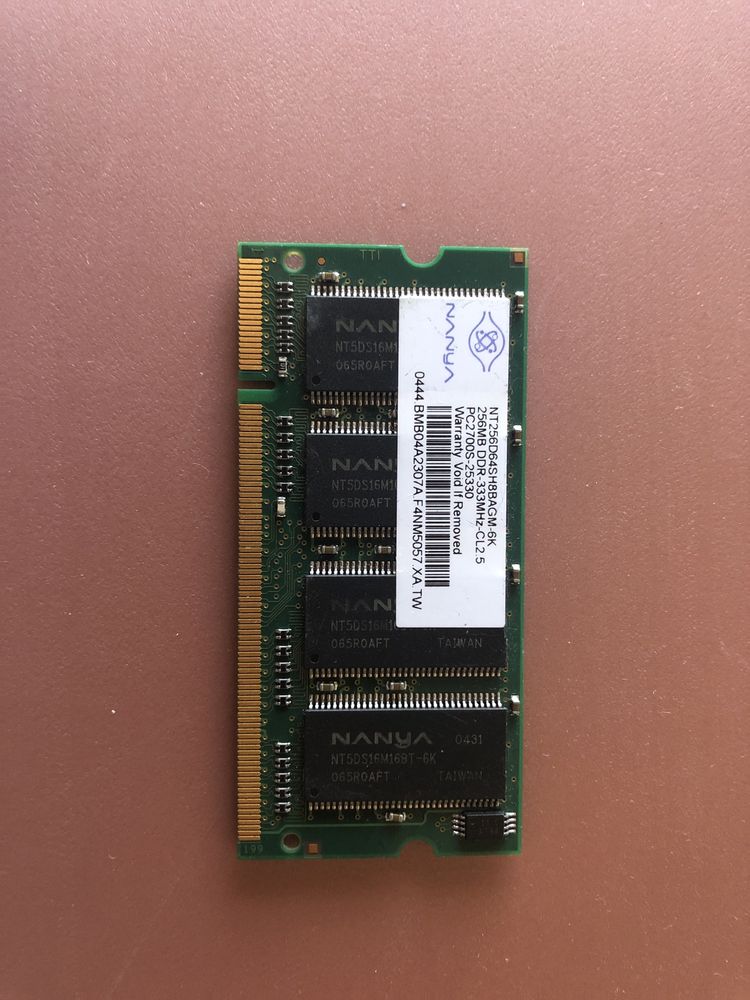 Memória RAM Portátil Nanya 256Mb DDR 333MHz CL2