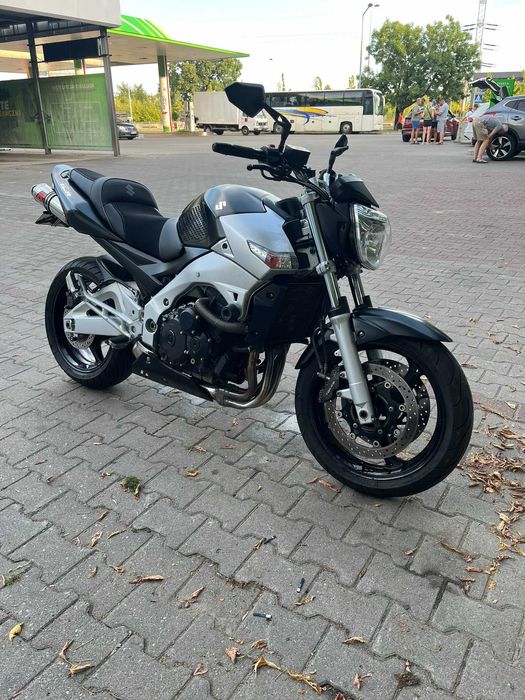 Suzuki GSR 600cm3