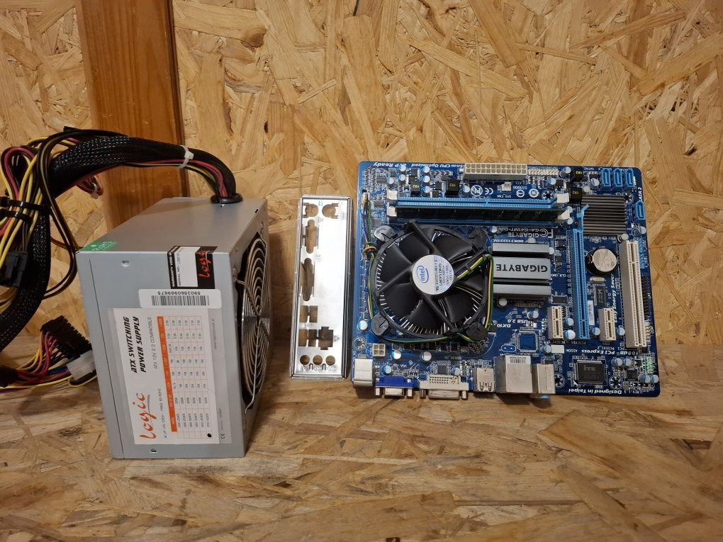 Zestaw komputerowy intel e6600 4 GB DDR3 GA-G41MT