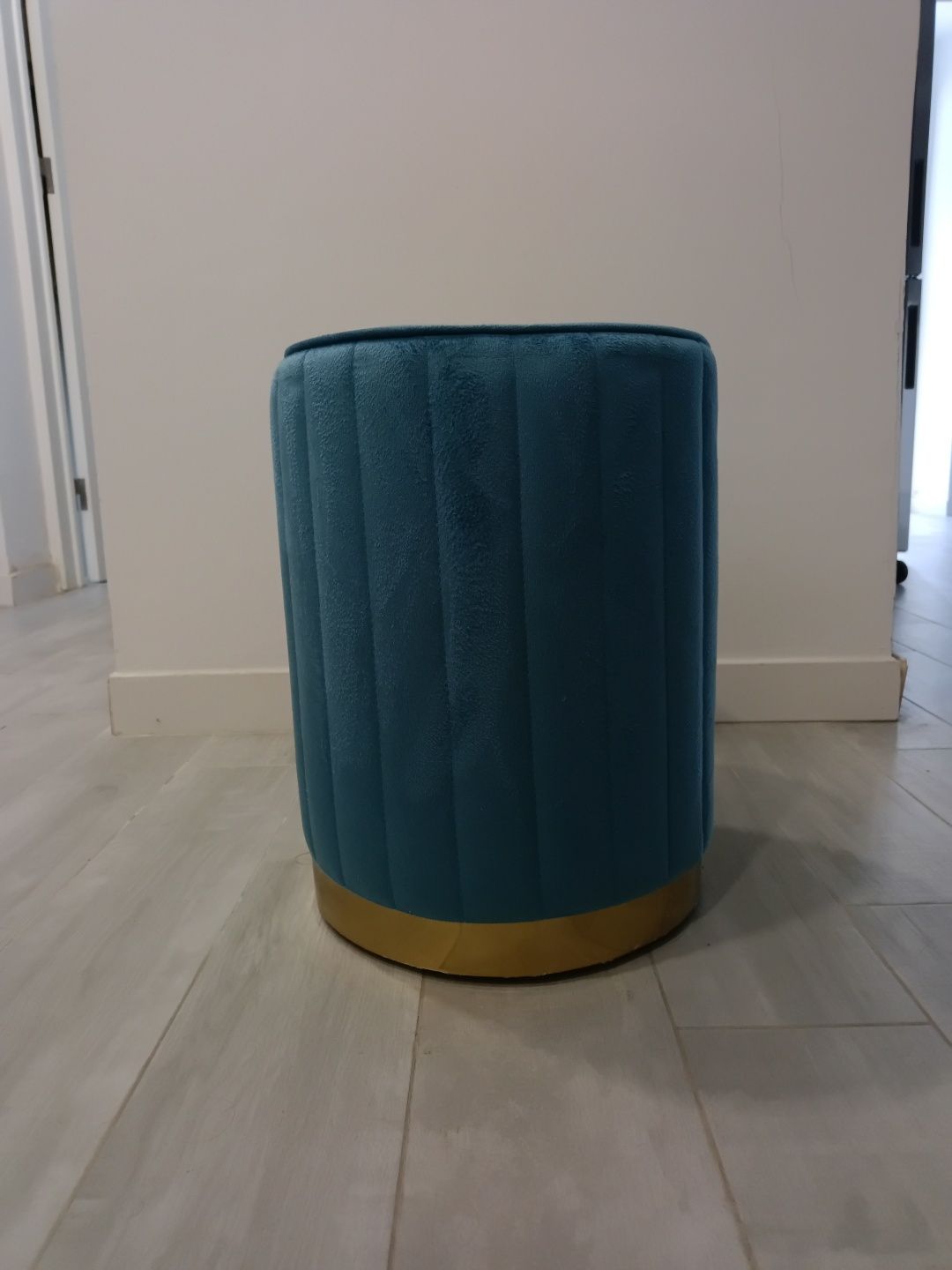 Pouff / Banco de veludo