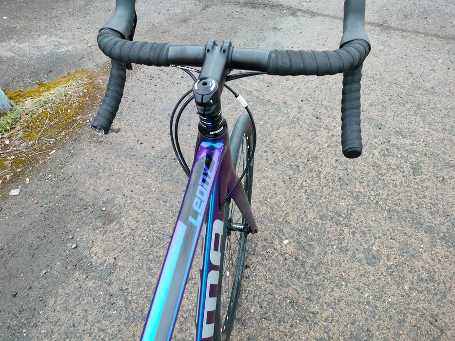 Rower Dema Leony 8 Szosa Aero Shimano 105