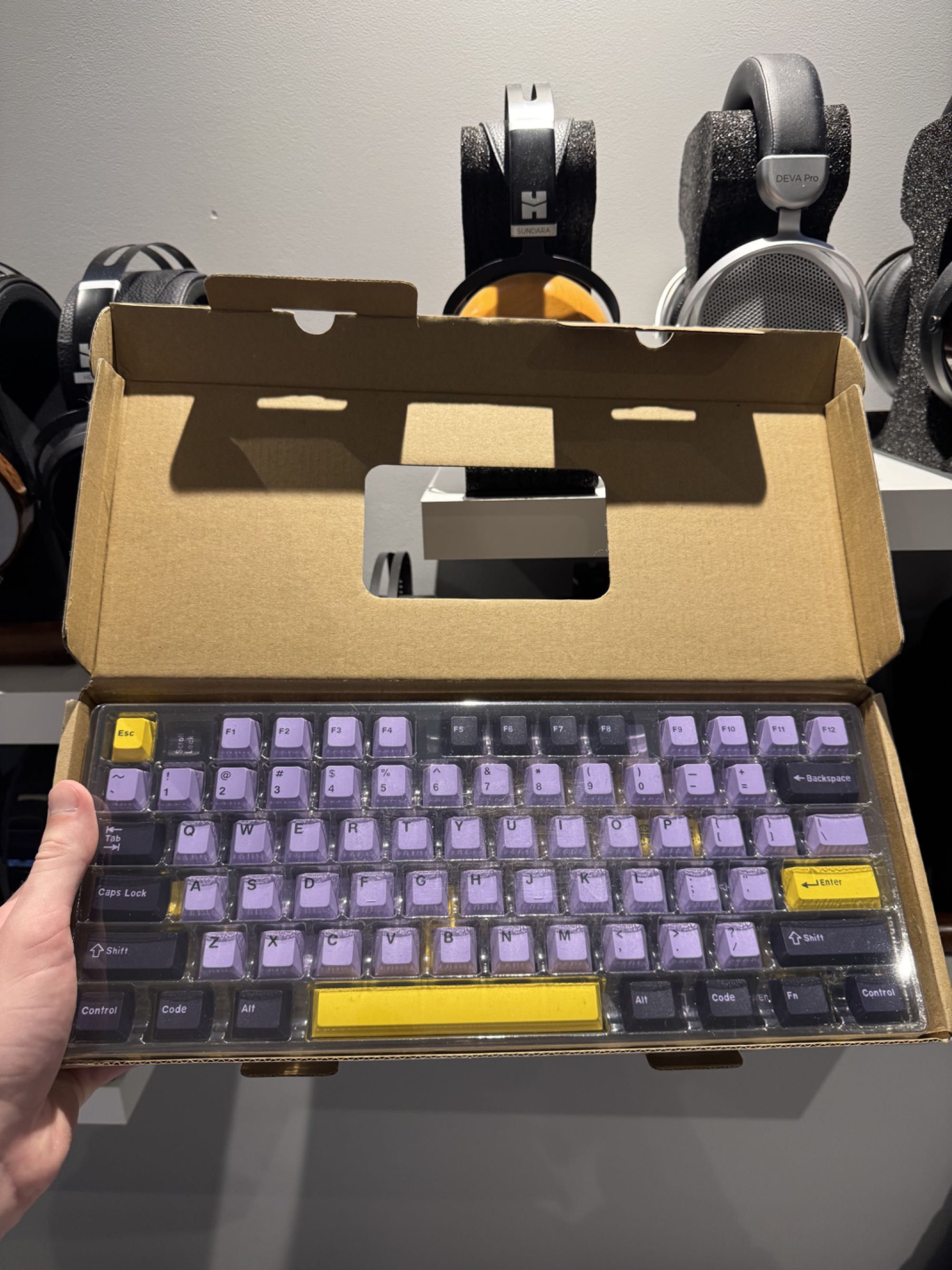 Nowe Keycapy Epomaker PBT TARO Cherry - Nieodpakowane!