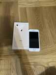 Iphone 8 złoty.