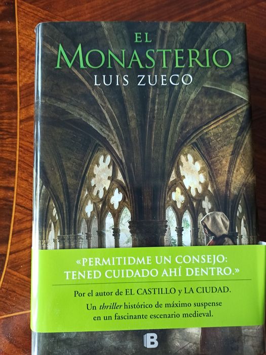 "El Monasterio" de Luis Zueco