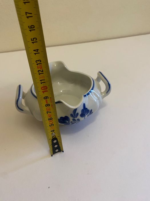 Molheira em louça tradicional de Viana do Castelo pintada a mão
