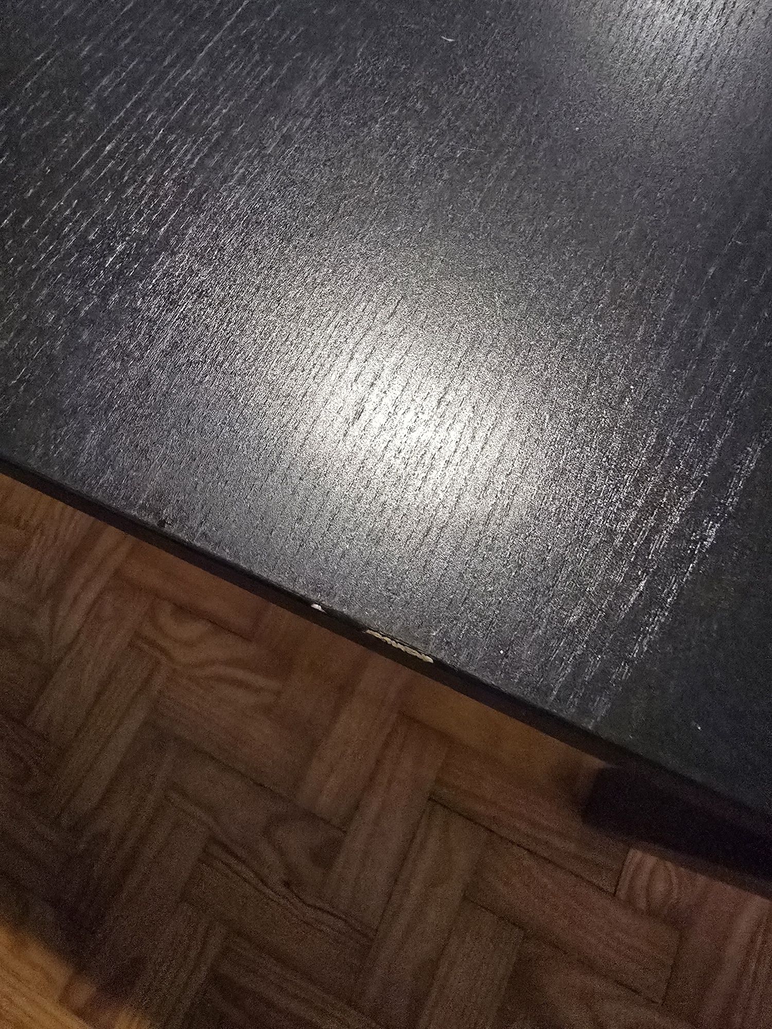 Mesa preta IKEA Bjursta