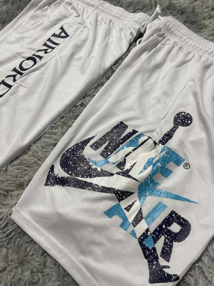 Шорти Nike Big Logo Blue White,шорти найк,nike,nike shorts,білі шорти.