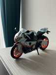 Model motocykla bmw s1000rr 1:12