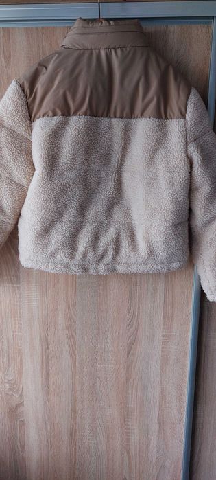 Зимова куртка розмір М