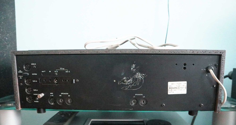 Усилитель ресивер Philips 22AH799  Голландия